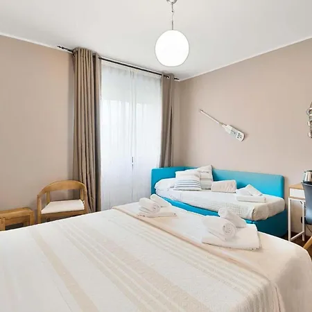 Konukevi La Rosa Del Golfo Dei Poeti 4*