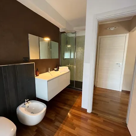 La Rosa Del Golfo Dei Poeti Pensión